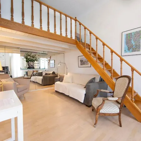 1 Bedroom Apartment With 1 Mezzanine Top Location In The Heart Of Cannes
